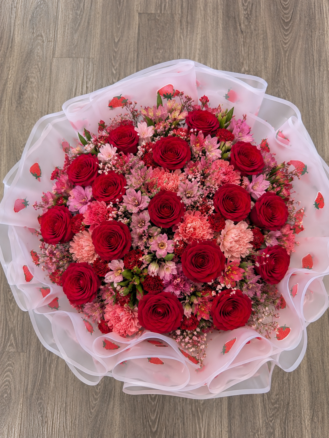 Strawberry Kiss Bouquet