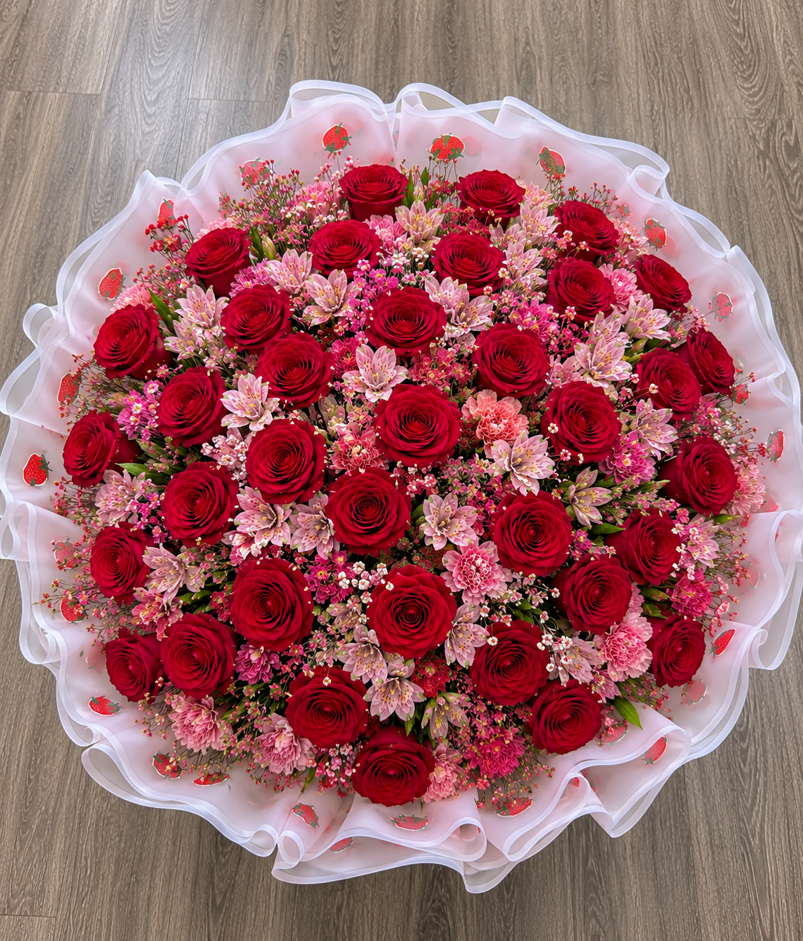 Strawberry Kiss Bouquet