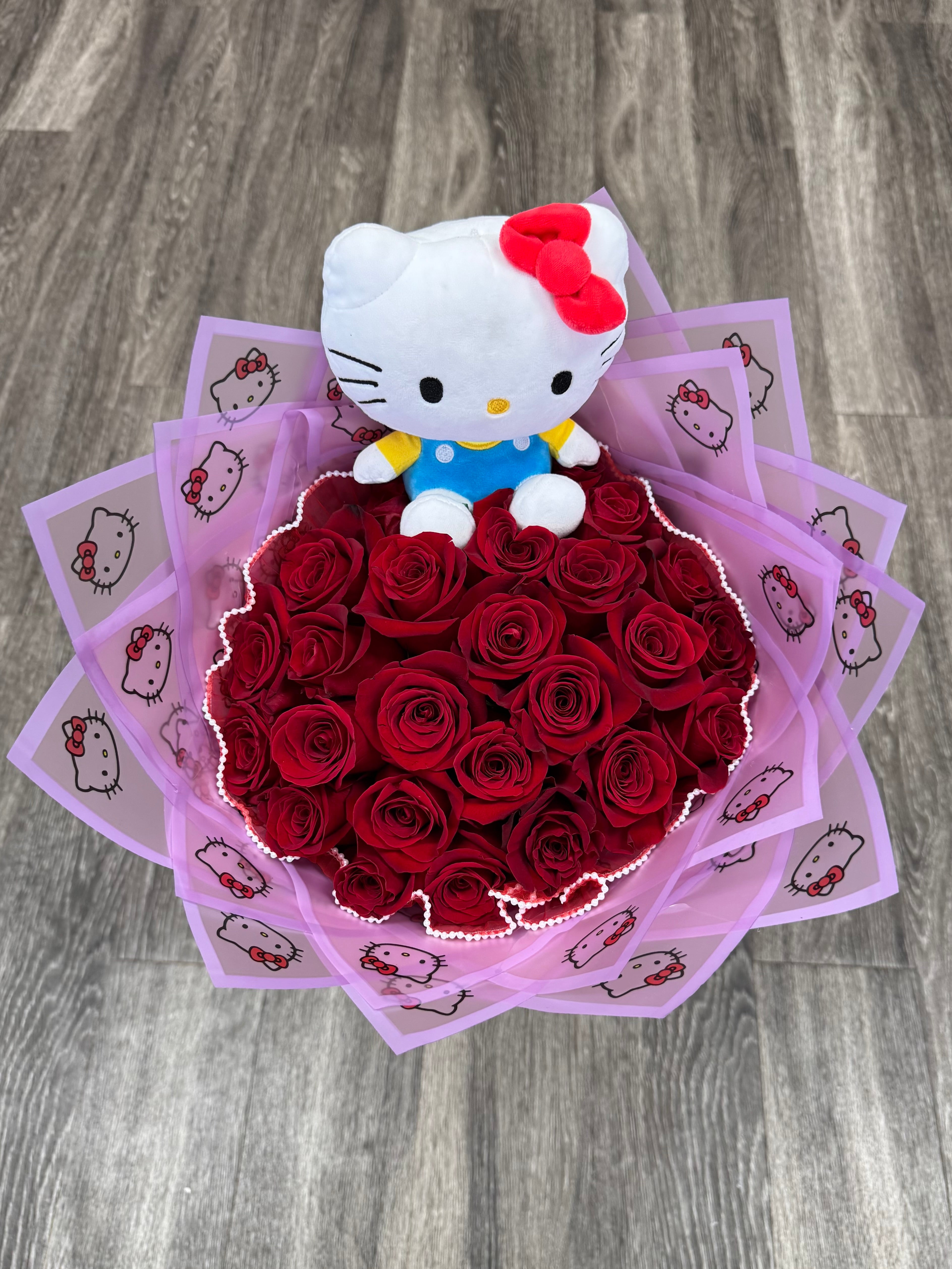Hello Kitty Sweetheart Rose Bouquet