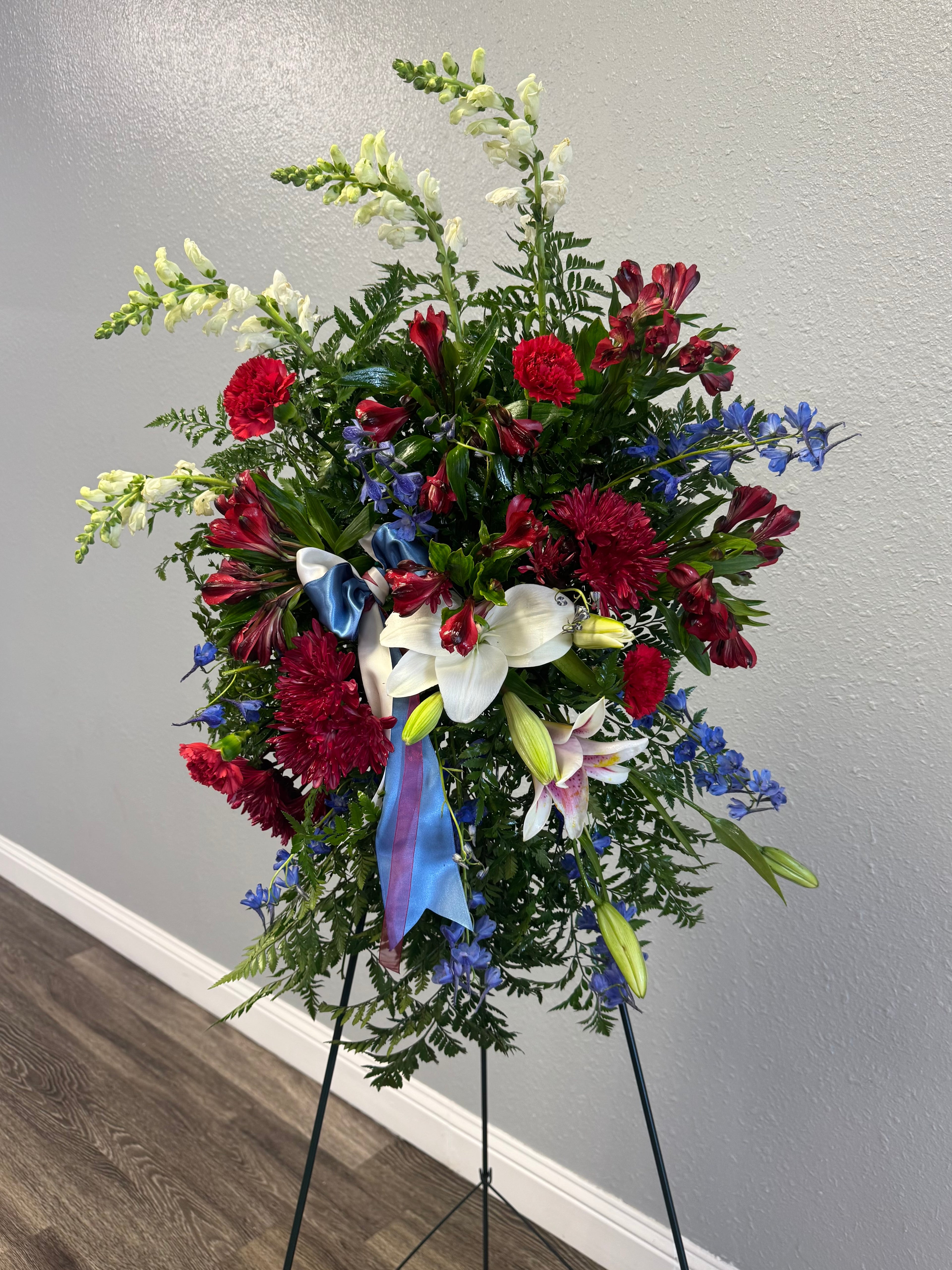 Patriotic Honor Standing Spray